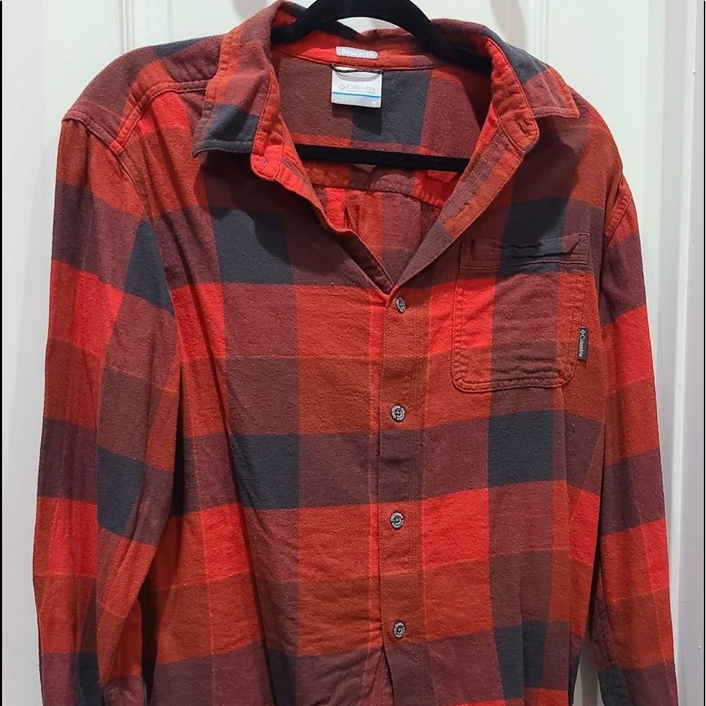 Columbia size M